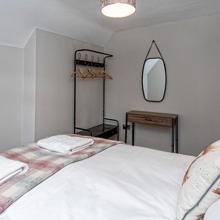 Vila Character Townhouse In Town Centre & Superb Views Dolgellau Exteriér fotografie